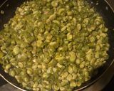Foto del paso 1 de la receta: Revuelto de habas (cosecha de mi padre😍)