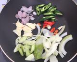 Foto langkah ke 1 dari resep Gurita asam pedas lombok ijo.