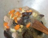 Foto langkah ke 3 dari resep Capcay bakso jamur kuping.
