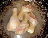 Foto langkah ke 1 dari resep Ayam bakso pedas manis.