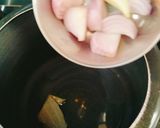 A picture of step 1 of Beetroot carrot ginger soup.