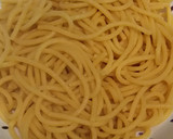 Foto del paso 5 de la receta: Espaguetis con salsa de tomate a la provenzal