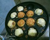 Foto langkah ke 6 dari resep Bola-Bola Mi Mozarella.