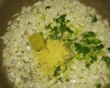 Foto del paso 1 de la receta: Filete de pollo con papas al verdeo😋