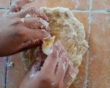 Foto del paso 3 de la receta: Bollitos rellenos de queso
