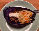 Foto del paso 10 de la receta: Taquitos de col morada con ensalada de kiwi