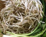 A picture of step 2 of Chicken Pho.