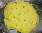 A picture of step 2 of Dal roti.