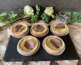 Foto del passaggio 14 della ricetta Crostata con Flan di crema al latte condensato