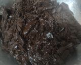 Gambar langkah 1 resipi Donut Brownies.