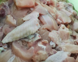 A picture of step 1 of Green Curry Chicken with Winter Melon.