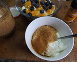 Foto del paso 2 de la receta: Crêpes rellenas de fruta, crema de requesón, yogurt griego con sirope de agave y canela