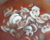 Foto del paso 3 de la receta: Macarrones con carne y champiñones