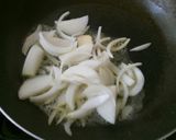 Foto del paso 1 de la receta: Pollo con verduras