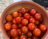 Foto del paso 1 de la receta: Tomates cherrys confitados en airfryer