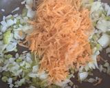 Foto del paso 1 de la receta: Tortilla de acelga y zanahoria 🥬🥕