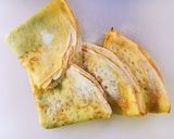 Foto langkah ke 5 dari resep Basic Crepes.