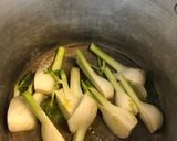 A picture of step 1 of Bouillabaisse.