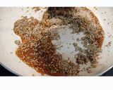 તલ ની ચીકી (Til Chiki Recipe In Gujarati) રેસીપી સ્ટેપ2ફોટો