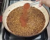 A picture of step 2 of Chilli Oil.