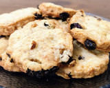 Foto del paso 4 de la receta: Galletitas de vainilla y pasas de uvas 😋😋