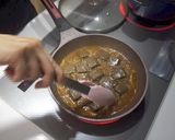 【影片】韭菜豬紅 潮洲粥必備配菜【老娘的草根飯堂】的食譜步驟5照片
