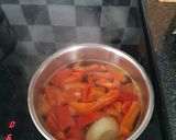 A picture of step 1 of Spaghetti with peppers sauce.