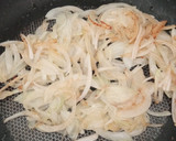 Foto del paso 1 de la receta: Guisantes con morcilla de cebolla