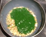 A picture of step 3 of Garlic spinach or Lehsuni Palak.
