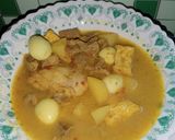 Foto langkah ke 4 dari resep Gulai Encer Campur (ayam,tetelan,telur puyuh dan tahu).