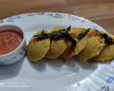 A picture of step 5 of Chana dal idli.