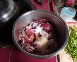 Foto langkah ke 3 dari resep Ampela ayam tumis tangkai seledri.