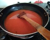 A picture of step 5 of Roasted carrot tomato soup.