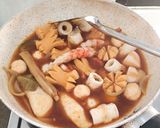 Foto langkah ke 9 dari resep Steamboat Tom Yum.