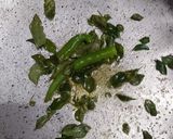 A picture of step 2 of Upma burger.