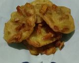 Foto langkah ke 5 dari resep Ubi Goreng Tepung.