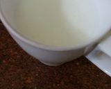 A picture of step 2 of Walnut halwa.
