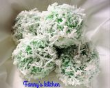 Foto langkah ke 6 dari resep Klepon Gula Merah & Tips agar gula merah pecah di mulut..😍😋😋.