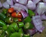 Foto langkah ke 4 dari resep 1030. Tempe Mendoan Daun Kucai dengan Sambal Kecap.
