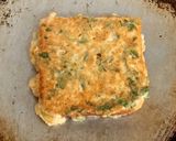 A picture of step 4 of One bite bread with egg.