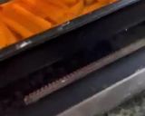 Hình bước làm 4 của món Đổi Gió Với Steak Burger và Khoai Tây Nướng Thảo Mộc