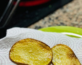 Foto del paso 4 de la receta: Tosta de scamorza 🍞 🧀 🍄 🥔 🍳