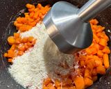 Foto del passaggio 3 della ricetta Flan di carote con fonduta al parmigiano