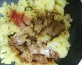 A picture of step 2 of Aloo sandwich.