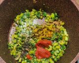 عکس مرحله 5 از دستور خورشت کرفس با گوشت قلقلی🥘