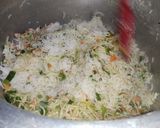 A picture of step 4 of Chinese rice with chicken Chilli.