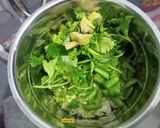 A picture of step 4 of Green Chickpea Curry / Cholia (Hariyali Chana Masala).