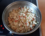 Foto del paso 3 de la receta: 85. Empanada de pollo