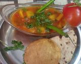 आलू टमाटर की सब्जी, (बिना प्याज और लहसुन के)(aloo tamater ki sabji recipe in hindi) रेसिपी चरण 3 फोटो