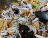 Foto langkah ke 3 dari resep 47. Oseng Cumi.